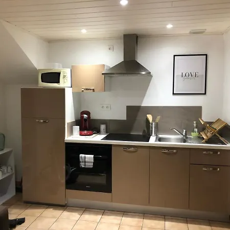 Le Jardinier * إبينال